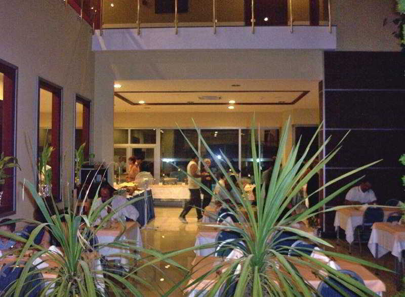אנטליה Santa Marina Hotel מראה חיצוני תמונה